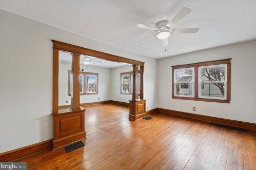 3728 Norwood Ave, Downingtown PA  19335-2048 exterior