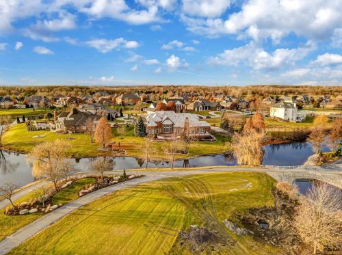 1512 Sonoma Ct, Crown Point IN 46307-2687 exterior