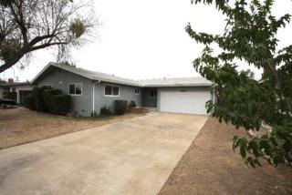1816 Michigan Ave, Fresno, CA 93703-1006