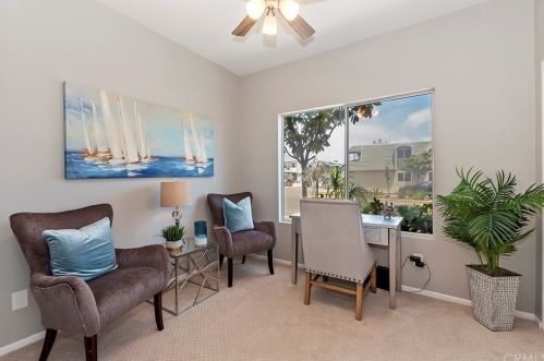 126 33 St, Newport Beach CA  92663-3028 exterior