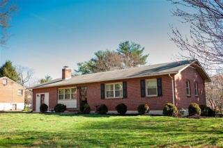 120 Berkshire Pl, Lynchburg VA  24502-2110 exterior