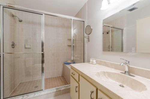 808 Windermere Way, West Palm Beach FL  33418-7170 exterior
