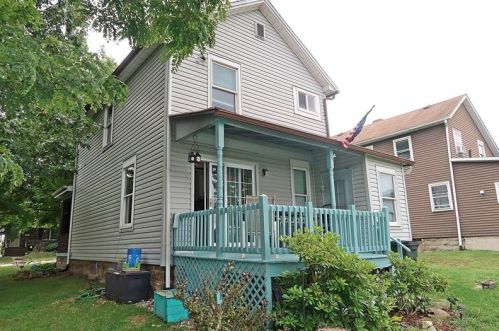 409 Michigan Ave, Jeannette, PA 15644-2428
