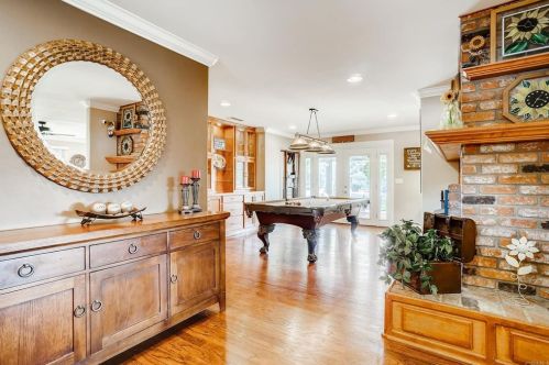 1019 Arnold Way, Alpine, CA 91901-2721
