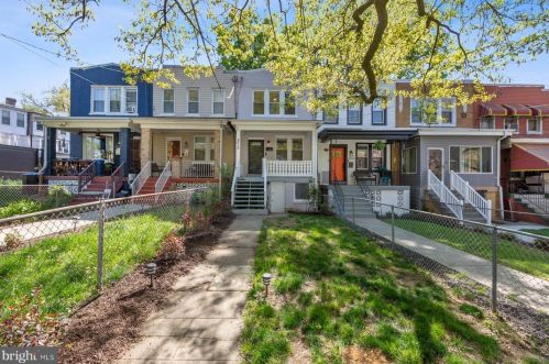 2015 Naylor Rd, Washington DC 20020-4515 exterior