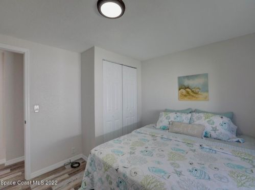 1112 Oriole Cir, Sebastian FL  32976-7521 exterior