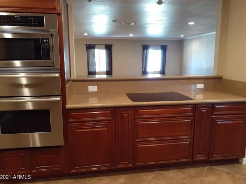 5752 Monte Cristo Ave, Glendale AZ 85306-2230 exterior