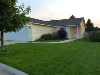 6915 Capri Ln, Spokane, WA 99217-8731