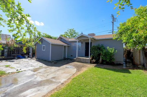 2936 Patterson Rd, Riverbank, CA 95367-2811