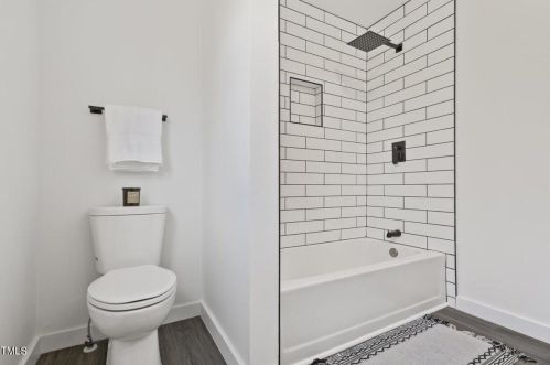 1412 Ashe St, Burlington NC  27217-2810 exterior