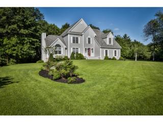 10 Flintlock Rd, Salem, NH 03079-3266