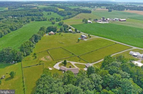9478 Fort Stouffer Rd, Upton PA  17225-9780 exterior
