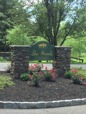 19 North Loop, Rhinebeck, NY 12572-1917