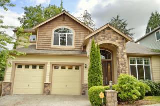 13549 200th St, Woodinville, WA 98072-8768