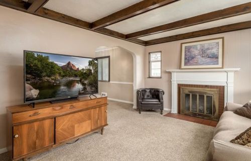110 Thermon Ave, Glenshaw, PA 15116-2438