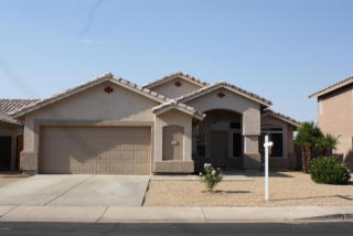92 Ivanhoe St, Gilbert, AZ 85233-8707