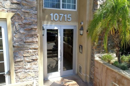 10715 Camarillo St, North Hollywood, CA 91602-1465