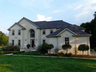 3952 Amhurst Dr, Hermitage, PA 16148-5410