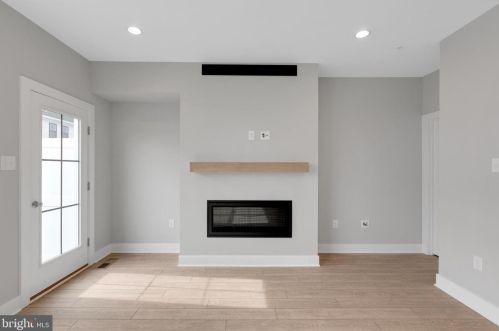 328 Walnut St, Collegeville PA  19426-3601 exterior