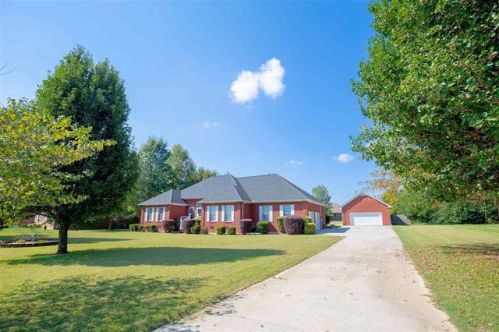 19067 Limestone Rd, Athens, AL 35613-5580