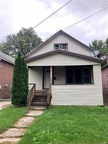 98 Hastings Ave, Buffalo, NY 14215-2846