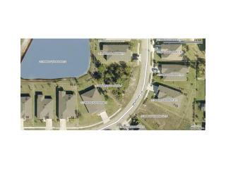 214 Briarcliff Cir, Sebastian, FL 32958-8693