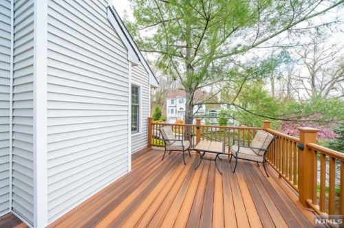 19 Kerri Ln, Lincoln Park NJ  07035-2113 exterior