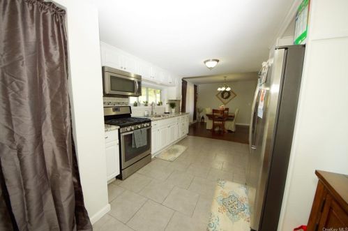 265 Phillipsburg Rd, Middletown NY  10940-3508 exterior