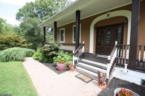 2 Sheba Dr, Wantage NJ  07461-4829 exterior