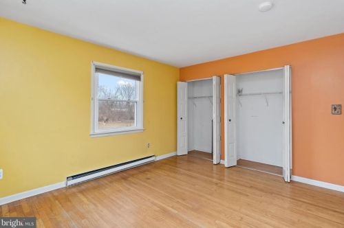 2148 Ritner Hwy, Carlisle PA 17015-9305 exterior