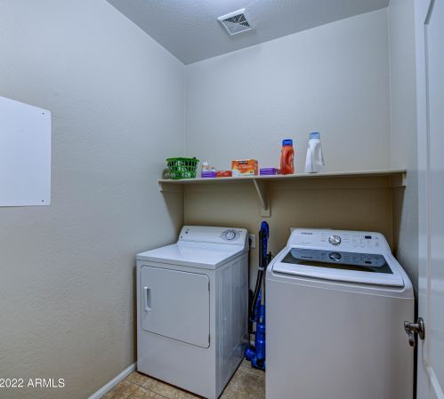 4208 Amarillo Dr, San Tan Valley AZ  85140-5306 exterior