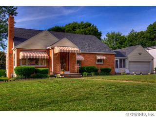 186 Winfield Rd, Rochester, NY 14622-2215