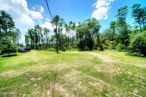 3140 Shadow Trl, Sunny Hills FL  32428-8414 exterior