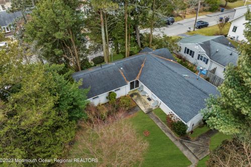 2006 Manor Dr, Belmar, NJ 07719-4032