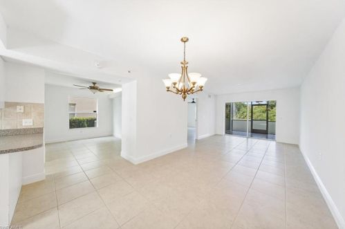 4925 Sandra Bay Dr, Naples, FL 34109-2676