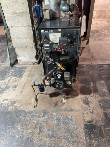 2562 Flint Ave, Bronx NY  10475-1004 exterior