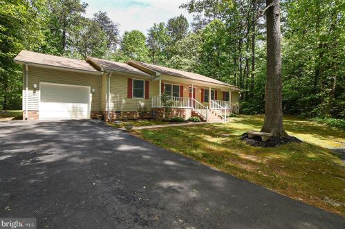 8465 Delegate Dr, Owens, VA 22485-3547