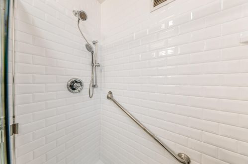 2741 63, Milwaukee WI 53210-2148 exterior