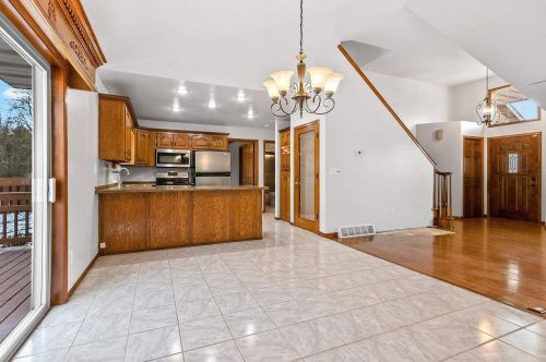 1046 Melody Dr, Green Bay WI  54303-6375 exterior