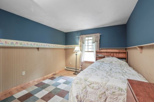 91 Hamwoods Rd, Alton NH  03809-5038 exterior