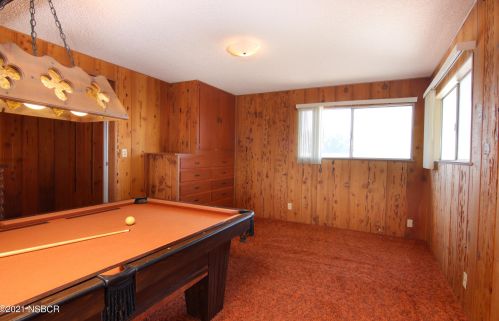 340 Wilshire Ln, Santa Maria CA  93455-2050 exterior