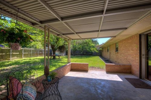 2308 Lange St, Greenville TX  75402-7324 exterior