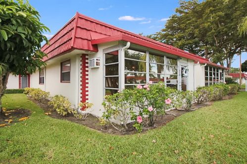 218 Waterford J, Delray Beach, FL 33446-1244