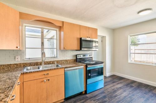 3210 11th Ave, Saint Petersburg FL  33713-5404 exterior