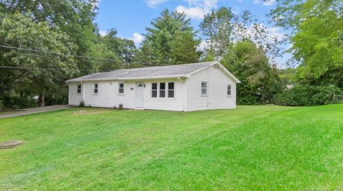192 Kimball Rd, Norwich, CT 06351-2813