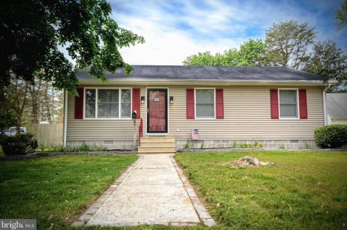 502 Hickory Ln, Seaford, DE 19973-2024
