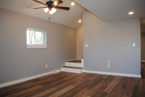 317 Trailer Blvd, New Kensington PA  15068-3946 exterior