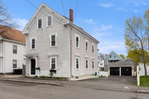 6 Woodside St, Salem MA 01970-1616 exterior