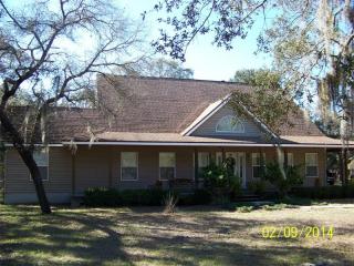18531 Lansford Dr, Port Richey, FL 34667-8453