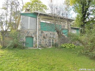 1103 Oak St, Syracuse, NY 13203-1251